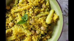 This is 18185 cous cous freddo nei pomodori ripieni by xaround on vimeo, the home for high quality videos and the people who love them. Cous Cous Freddo Vegetariano Con Zucchine E Ceci Ricetta Light
