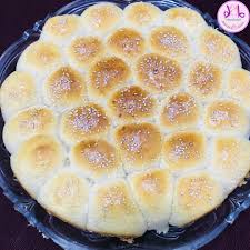 خلية نحل بأحجام مختلفة مالح حلو للكيك مالح حلو مالح البصرة فطاير خلية النحل فطيرة خلية النحل خليه النحل تراب الملوك كليجة كليج food desserts pie