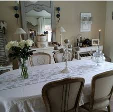 Una Fantastica Maison De Charme Shabby And Charme House Plans House Table Settings
