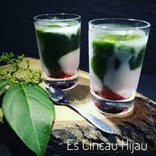 Cylea berbata yang bermanfaat untuk menjaga tekanan darah agar tetap stabil. Cincau Hijau