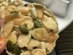 Bentuk bulat datar dan balikkan adonan. Bepang Badam Crunchy Caramel Almond Paling Rangup 15 Minit Dah Siap