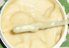 как сделать крем для сухой кожи лица в домашних условиях Znamenityj Samodelnyj Krem Protiv Morshin Kotoryj Za Nedelyu Vyrovnyaet Samuyu Plohuyu Kozhu Naget Su Uvlazhnyayushij Krem Dlya Tela Uvlazhnyayushij Krem Krem Dlya Tela