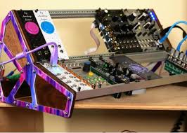 A eurorack case is either expensive when bought as an entire product or you end up with a clunky diy wooden case. Custom Eurorack Case For Modular Synthesizers Geeky Gadgets