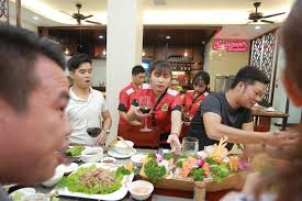 KHÁCH HÀNG CỦA CHÚNG TÔI] Đồng phục áo sơ mi phục vụ nhà hàng PHỐ XA.