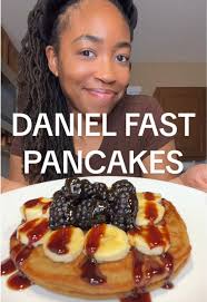 Daniel Fast Oat and Banana Pancake
