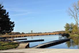 Find canoeing trips in illinois for every level of canoeist. Lake County Illinois Cvb Official Travel Site Chain O Lakes State Park