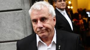 ———————l u n e s——————. Fernando Bravo Flor De La V No Es Mujer