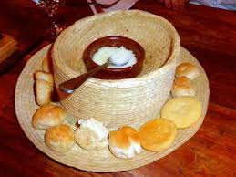 Trovo abbia un gusto un po' nauseabondo e mi sono limitata ad ordinarla. Piatti Tipici E Drink Che Abbiamo Assaggiato A Cuba