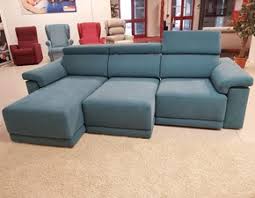 Versatilità, innovazione e comfort sono elementi fondamentali di ogni nostro prodotto. Divani Prezzi Outlet Sconti Online 60 70