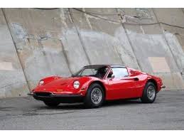 Clicca e inzia subito a cercare l'auto d'epoca dei tuoi sogni. Ferrari Dino 246 Red Used Search For Your Used Car On The Parking