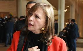 Ángela Robledo retornará a la Cámara este miércoles