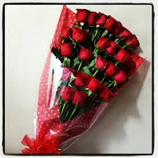 Get your team aligned with. Ramo Con 24 Rosas Rojas