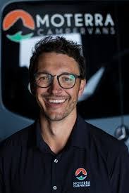 Kevin Deneen's Instagram, Twitter & Facebook