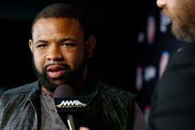 Bellator's Emanuel Newton: Reebok kits make UFC fighters look like they're  'part of a cult'