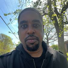 BREAKING: Dwight Howard will wear No. 39 with the Los Angeles Lakers.