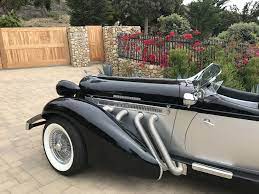 Stylish Pontoon Fender And Flowing Quad Exhaust Of The Auburn Speedster Pontoon Auburn Antique Cars