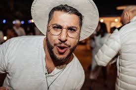 Jason Rieger's Instagram, Twitter & Facebook