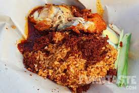 It is commonly found in malaysia, where it is considered the national dish. Food Review Nasi Lemak Goreng Chef Fauzey Petaling Jaya Old Town