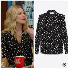 Kelly Ripa S Star And Moon Print Blouse Stars And Moon Printed Blouse Moon Print