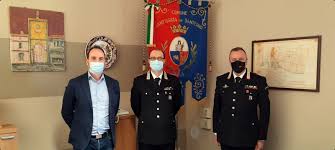 Intervista al colonnello giuseppe battaglia. Sant Agata Sul Santerno Il Sindaco Emiliani Riceve Il Comandante Provinciale Dei Carabinieri Colonnello Marco De Donno Mincio Dintorni