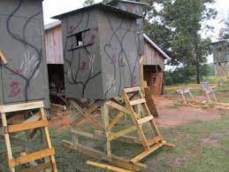 The first step of the project is to build the floor frame. Deer Hunting Shooting Houses Deer Hunting Shooting House Deer Hunting Blinds