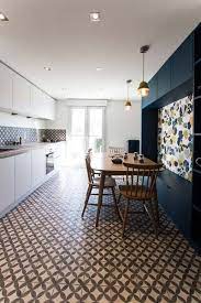 miniature un appart des annees 90 transforme colombe marciano decorateur d interieur decoration salon banquette cuisine cote maison