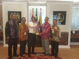 Daerah hilir perak terletak di pejabat pertanian daerah perak tengah kompleks pentadbiran daerah seri iskandar 32600 bota. Sesi Kunjungan Pejabat Pendidikan Daerah Perak Tengah Facebook