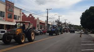 Conheça os mandachuvas da codevasf, estatal do centrão. Agricultores Fazem Tratoraco Na Regiao Contra Aumento De Icms Cotidiano Acidade On Campinas