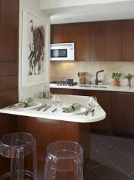 Small apartments and homes offer plenty of charm, but they tend to be lacking when it comes to kitchen space. Small Kitchen Design Tips Diy