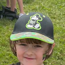 Lost bucket hat at Charles Street park?