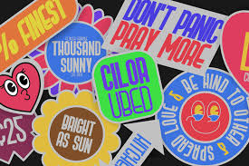 Pengertian prosa adalah suatu karya sastra yang bentuknya tulisan bebas dan tidak terikat dengan berbagai aturan dalam menulis seperti rima, diksi, irama, dan lain sebagainya. Prosa Gt Font Dafont Com