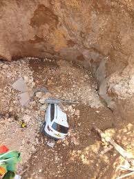 לפני זמן קצר, התקבל דיווח על קריסת חניון בבית חולים שערי צדק בירושלים. Fjyhns876ny 5m