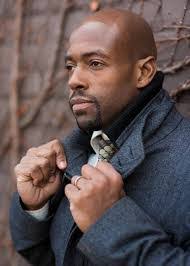 Leo Grove's Instagram, Twitter & Facebook