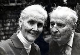 Diana Mosley's Instagram, Twitter & Facebook