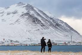 Trap meaning, definition, what is trap: Die Welt Der Drehorte Trapped Gefangen In Island