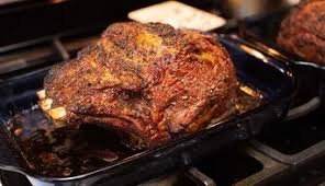 Prime rib roasts are cut from the rib primal and have the same rich, buttery flavor you love in a ribeye steaks (they come from the same place). How To Warm Up Prime Rib In Oven
