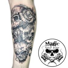 Skull Tattoo Kurukafa Dovmesi Bacak Kaplama Dovmesi Leg Tattoo Golgeli Dovme Gul Dovmesi Dovme Tattoo Studio Tattoo