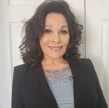 The man is empty without his family. #family #actor #respect #team #suit  #amsterdam #movie #black #white #father