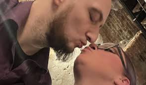 Jennifer Morrow and Kurtis Moore's Wedding Website