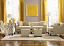 Renk çemberi, renkler arasındaki ilişkileri temsil eden bir grafiktir. Gri Ve Sari Ile Oturma Odanizi Etkileyici Hale Getirecek 17 Yol Ev Duzenleme