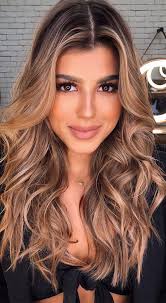 Thanks to the straight hair and blonde highlights, this brief haircut is fresh and youthful. 15 Chocolate Brown Hair Color With Caramel Highlights Caramel Waves