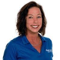 Lynda Reich's Instagram, Twitter & Facebook