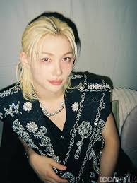 I will be so happy to receive a heart from STAYs in USA 🇺🇸 , Canada 🇨🇦  , France 🇫🇷 ,Germany 🇩🇪 Spain 🇪🇸 , Australia 🇦🇺 , Uk 🇬🇧 ,Finland  🇫🇮