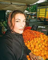 In and out of rain at the market with Ms. Deborah Mora @ddeb____  @orah________ Twas looking a bit bleak weather wise but we ran at it  anyways, ducking in and out of