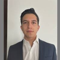 20+ perfiles de «Esteban Escalante»