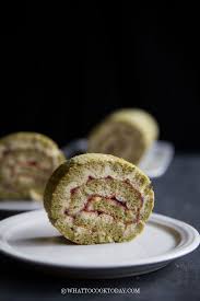 Bolu gulung dengan isian adalah kue yang sangat sempurna. How To Make Hurricane Swiss Roll Cake Bolu Gulung Motif Badai Swiss Roll Swiss Roll Cake Roll Cake
