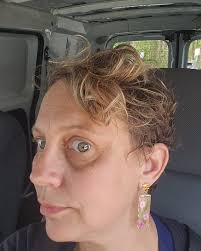 Do you know what we love here at Mason Jar Plant Shop? Local artists and  makers. Check out these amazing resin pieces made with real flowers by  Hannah's resin creations. Mother's Day