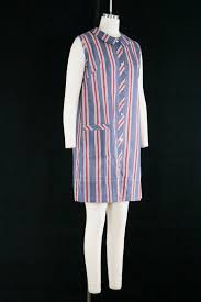 Vintage 1960 S Peter Pan Collar Dress Striped Print Etsy Peter Pan Collar Dress Dresses Striped Dress