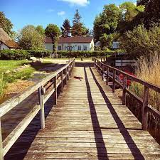 pin auf einen tag draussen