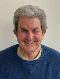 Carolyn Roof's Instagram, Twitter & Facebook